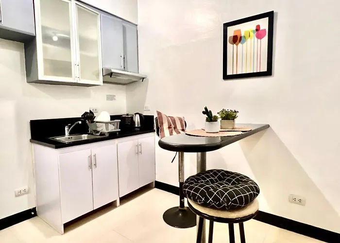 Perfect Location Bgc - Mckinley Apartamento *