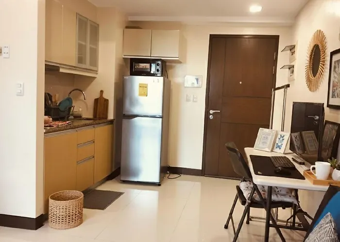 Perfect Location Bgc - Mckinley * Manila