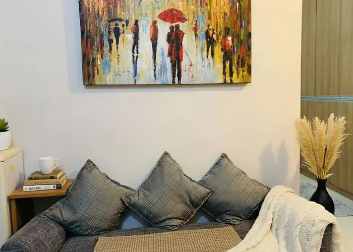 Perfect Location Bgc - Mckinley *